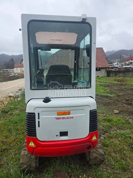 Takeuchi TB016