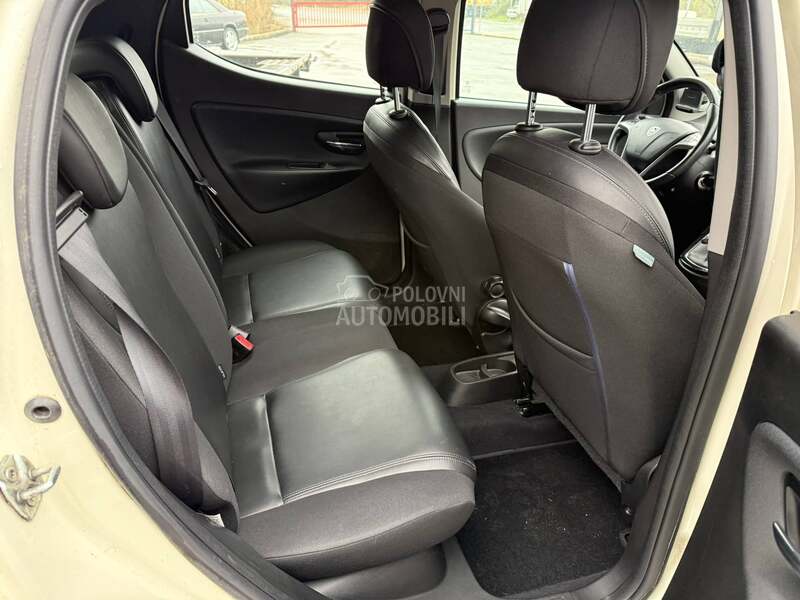 Lancia Ypsilon 0.9 twin air