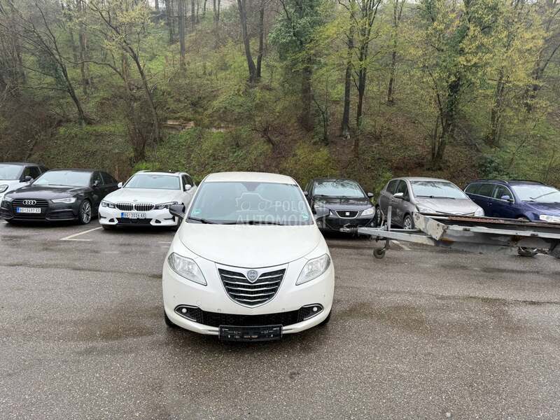 Lancia Ypsilon 0.9 twin air