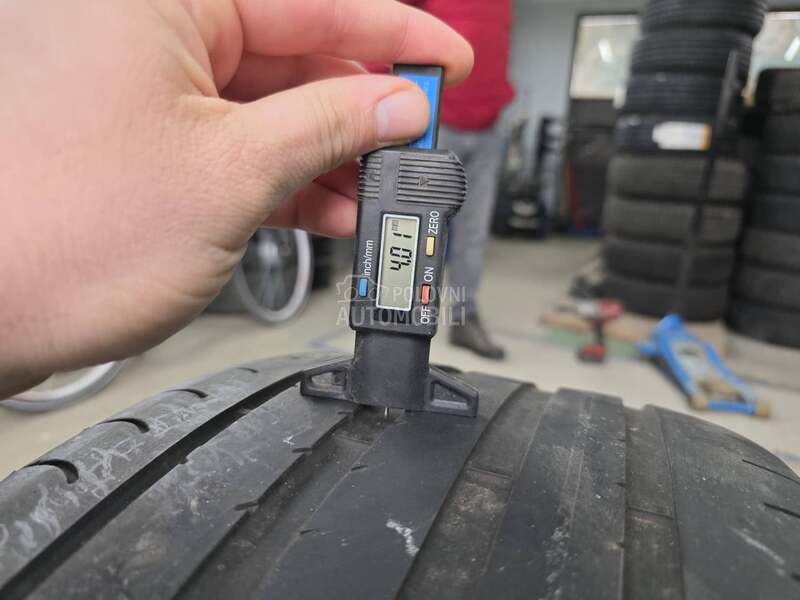 Continental 255/40 R19 Letnja