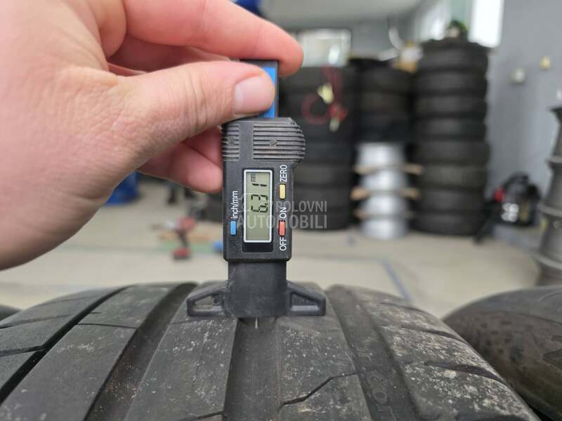 Continental 255/40 R19 Letnja