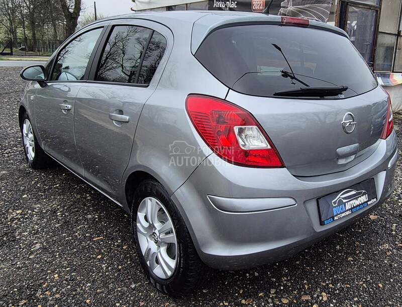 Opel Corsa D 1.4B