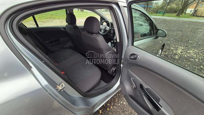 Opel Corsa D 1.4B