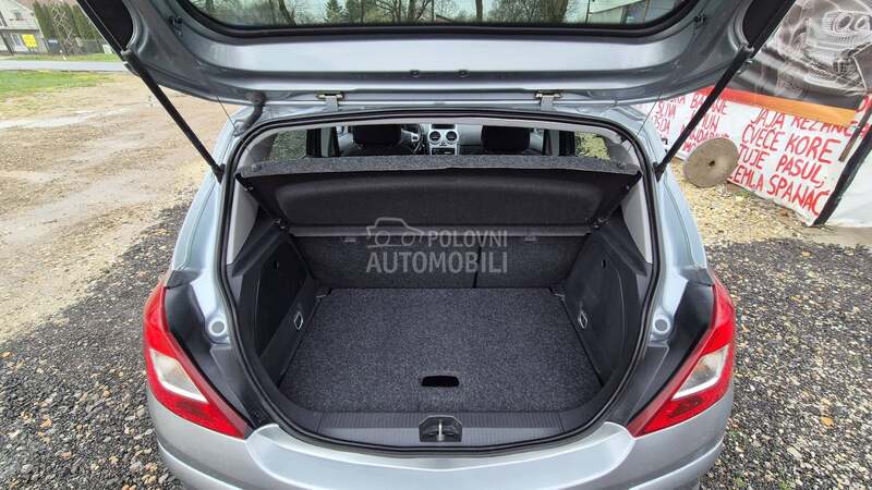 Opel Corsa D 1.4B