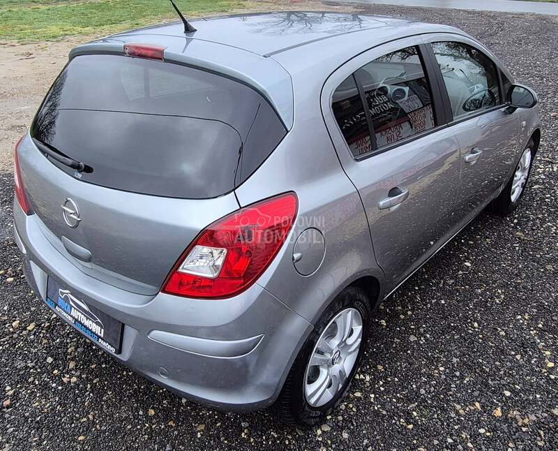 Opel Corsa D 1.4B
