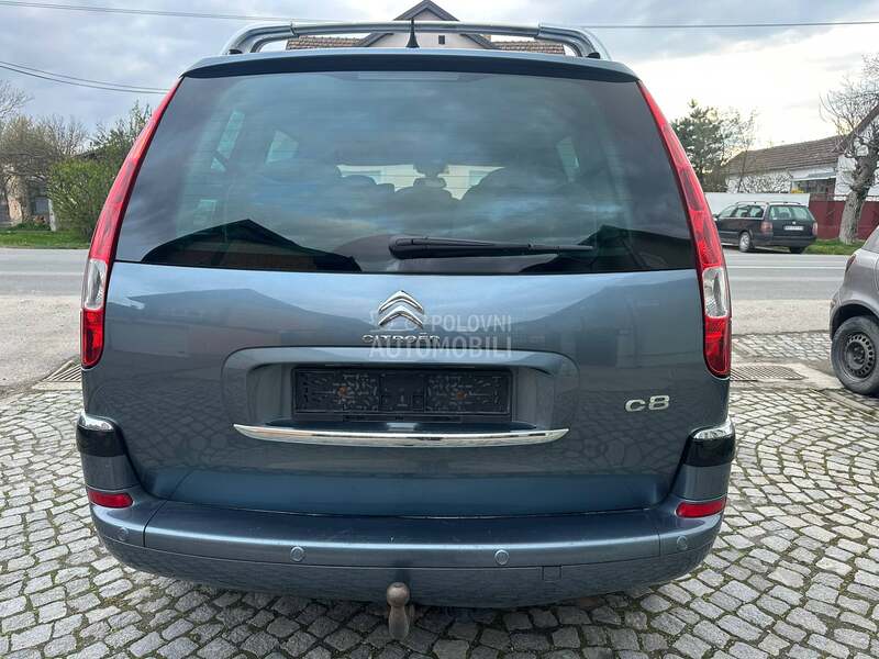 Citroen C8 
