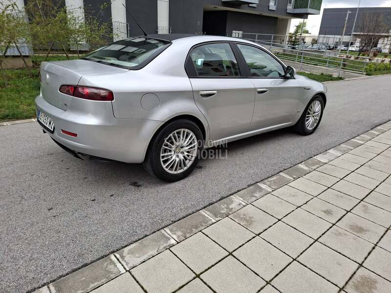 Alfa Romeo 159 