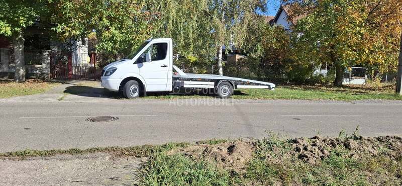 Mercedes Benz Sprinter 