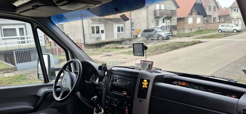 Mercedes Benz Sprinter 