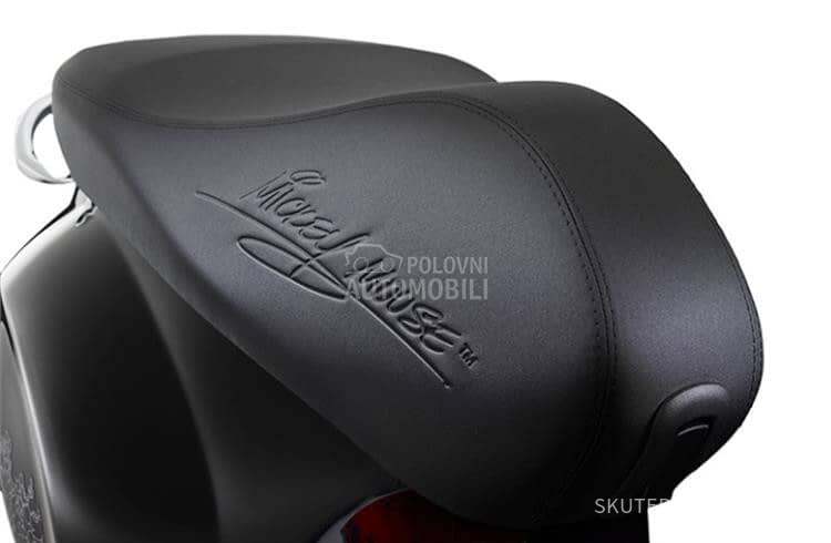 Vespa PRIMAVERA 50 MICKEY MOUSE