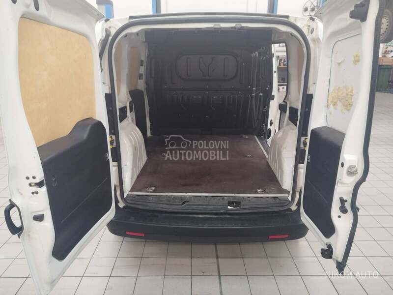 Fiat Doblo 1.6