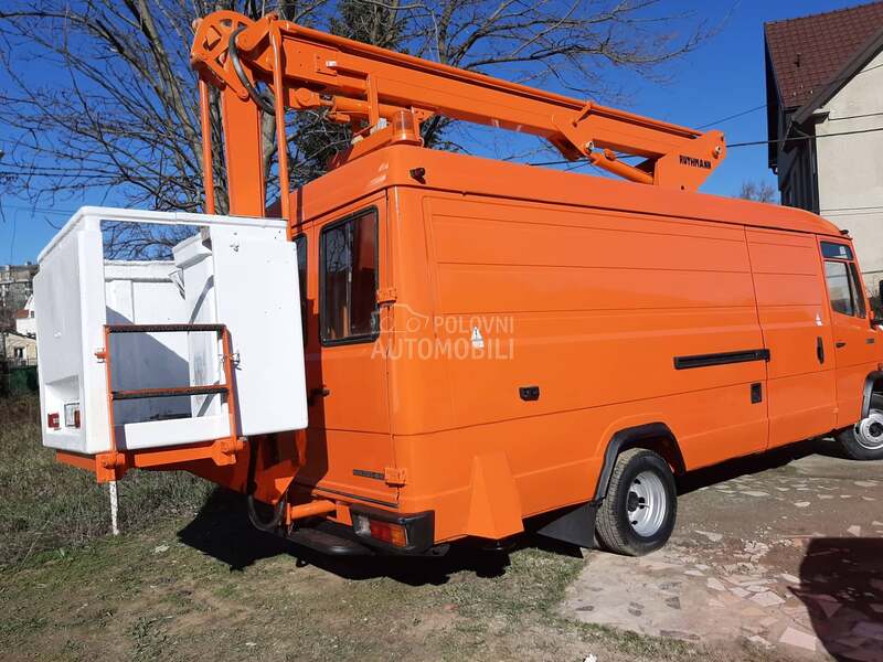 Mercedes Benz 709 DKA