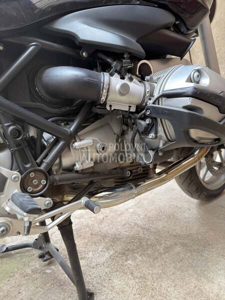 BMW R1200R