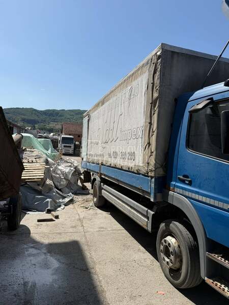 Mercedes Benz Atego 1218