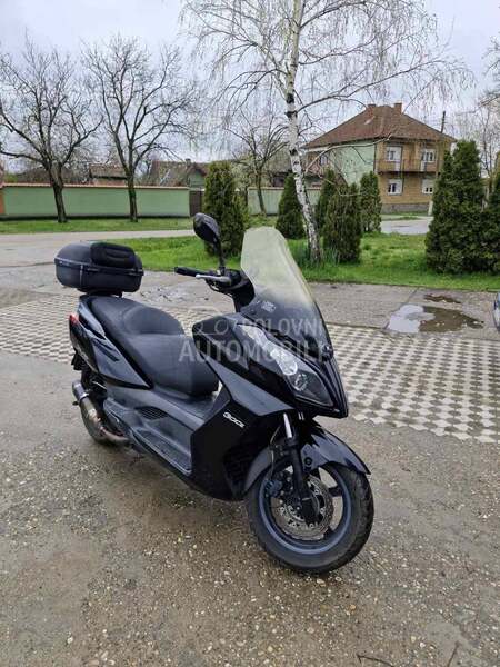 Kymco downtown 300