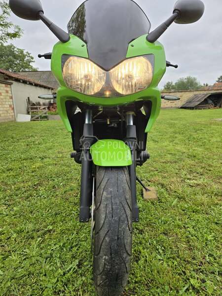 Kawasaki ZRX 1200S