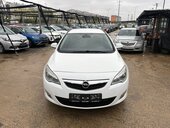 Opel Astra J 