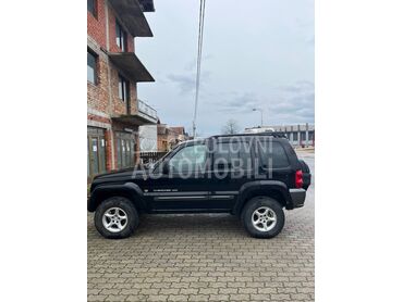 Jeep Cherokee 2.8 crd
