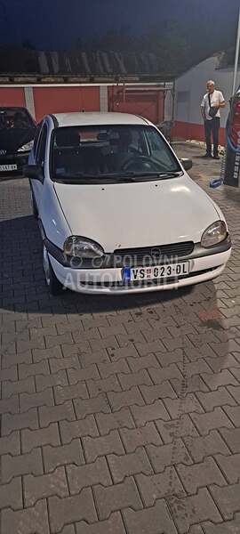Opel Corsa B 1.0