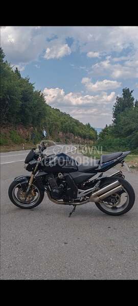 Kawasaki Z1000