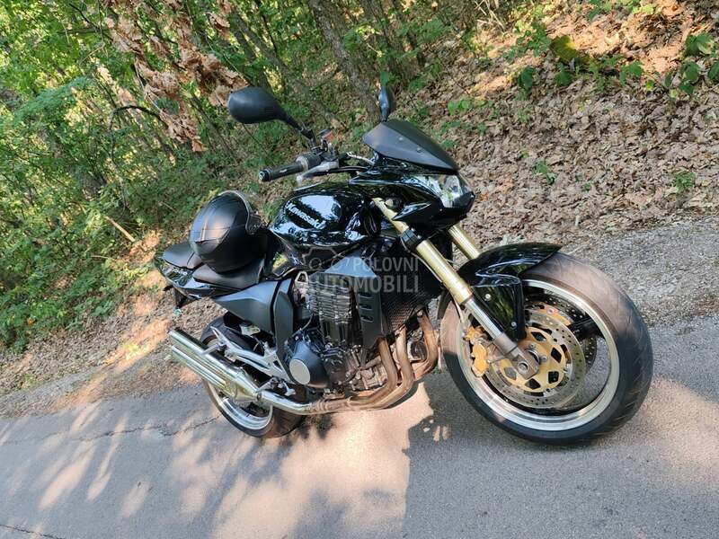 Kawasaki Z1000
