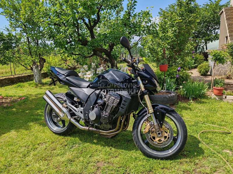 Kawasaki Z1000