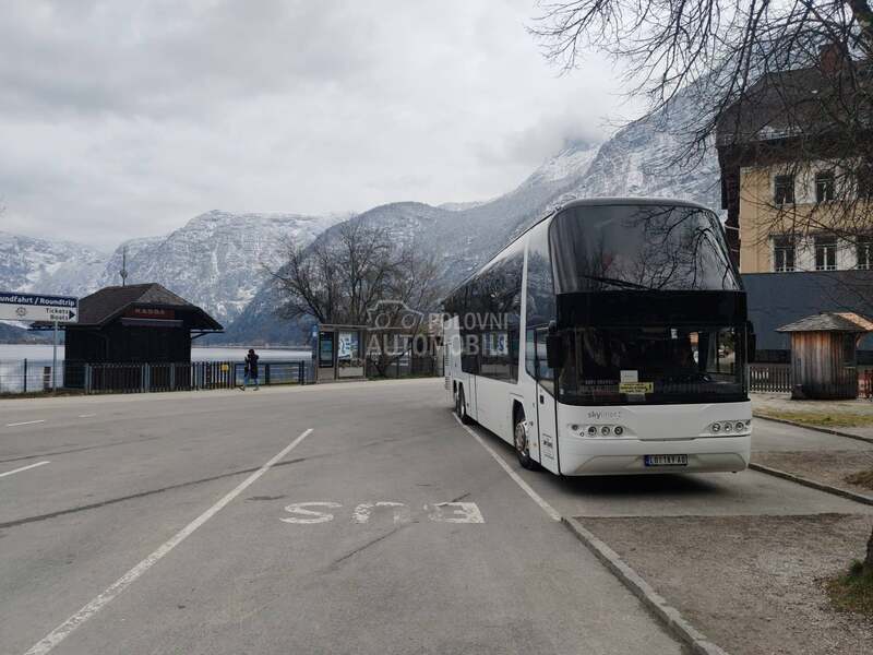 Neoplan Skyliner