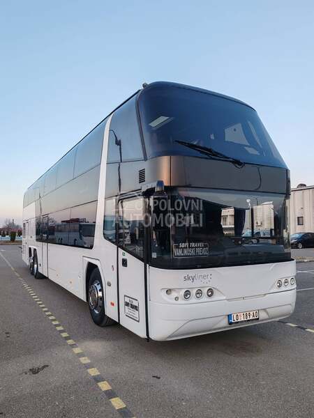 Neoplan Skyliner