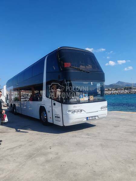 Neoplan Skyliner