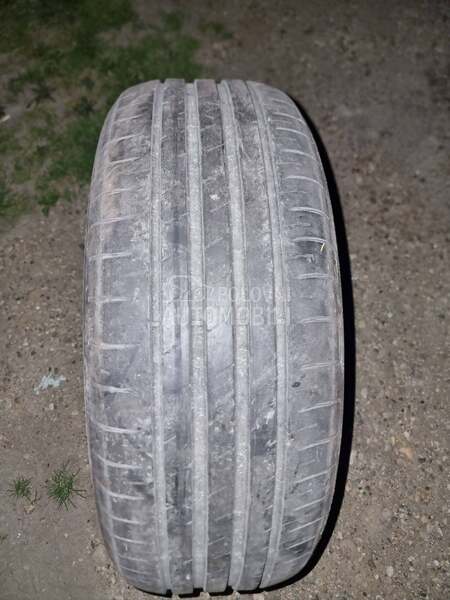 Goodyear 215/55 R17 Letnja