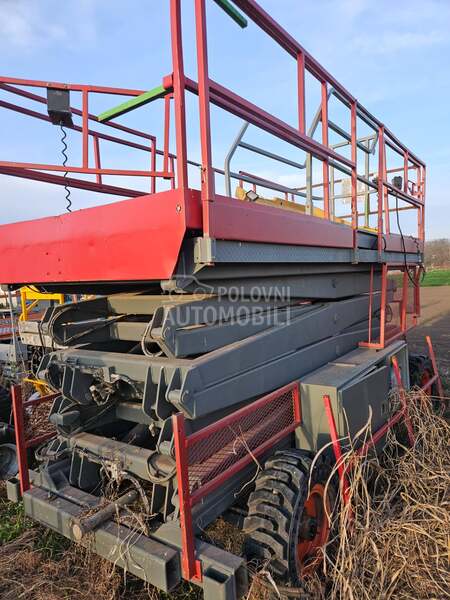 makazasta platforma Skyjack