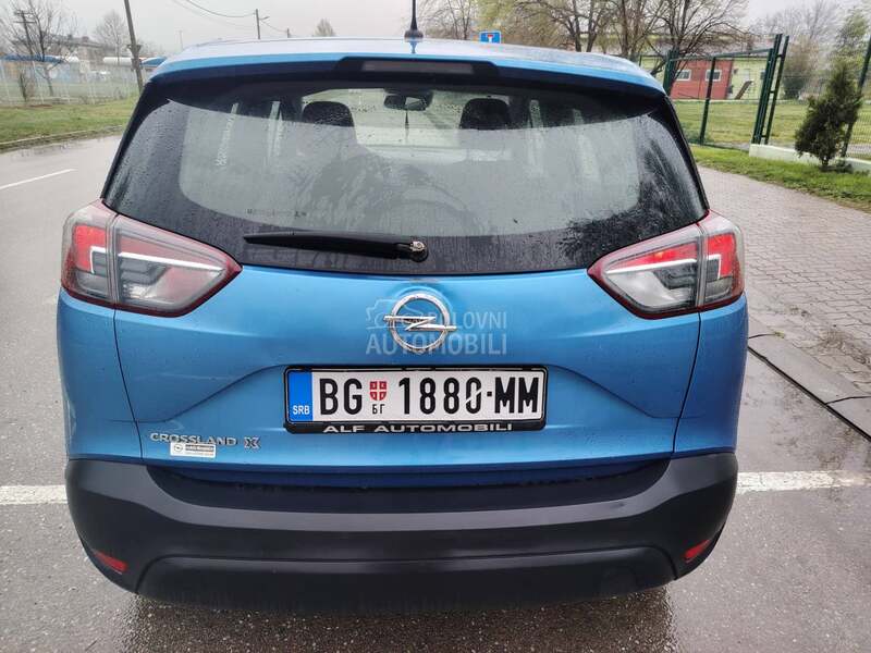 Opel Crossland X  