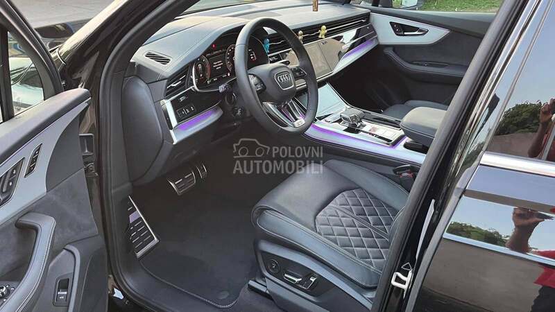 Audi Q7 S LINE
