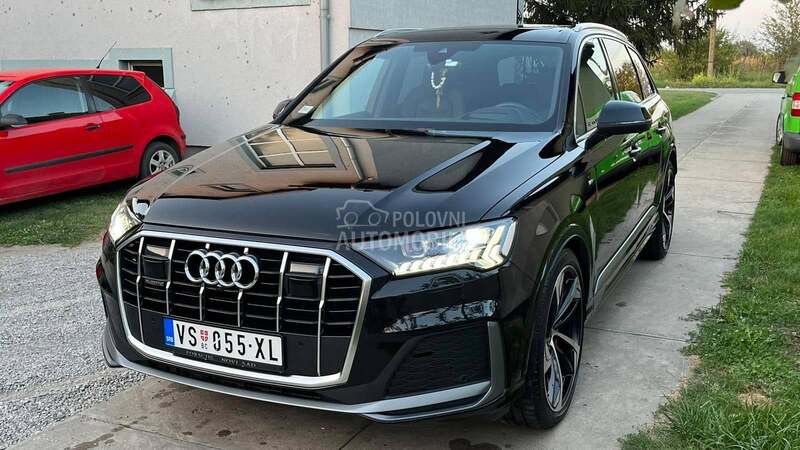 Audi Q7 S LINE