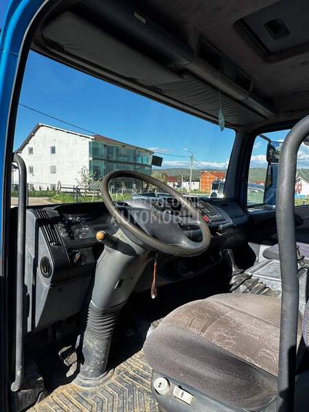 Mercedes Benz Atego 818