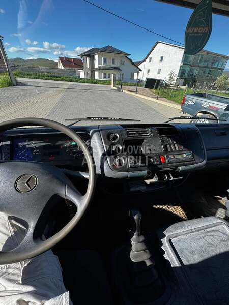 Mercedes Benz Atego 818