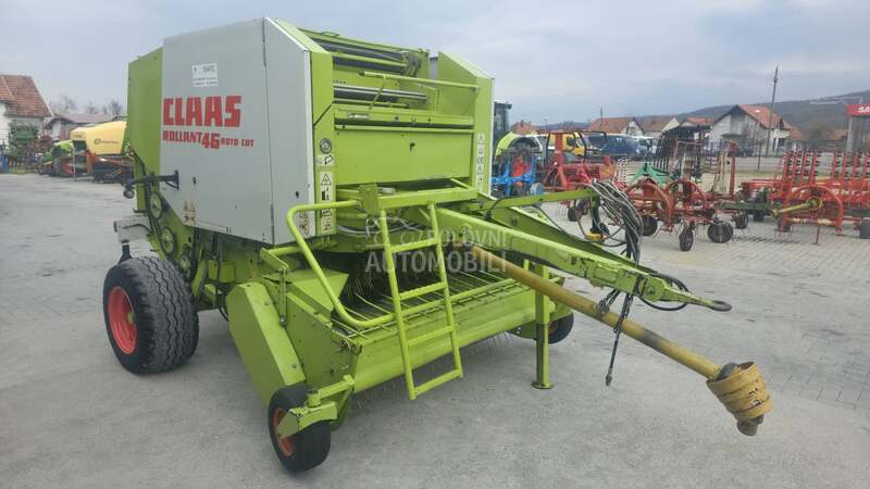 Claas Rollant 46