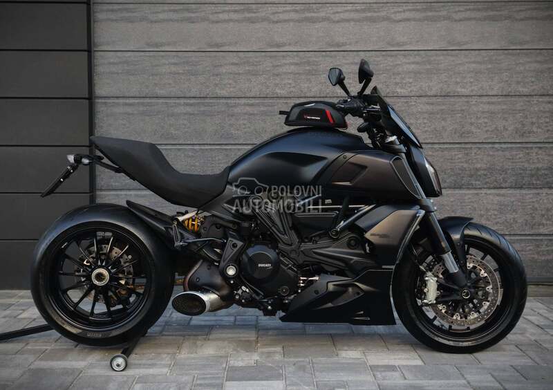 Ducati Diavel 1260 Dark Stealth