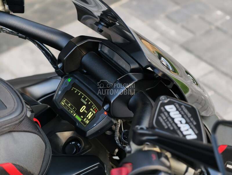 Ducati Diavel 1260 Dark Stealth