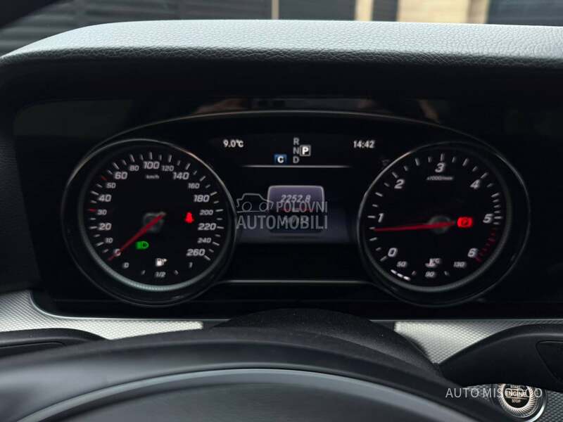 Mercedes Benz E 220 E220cdi