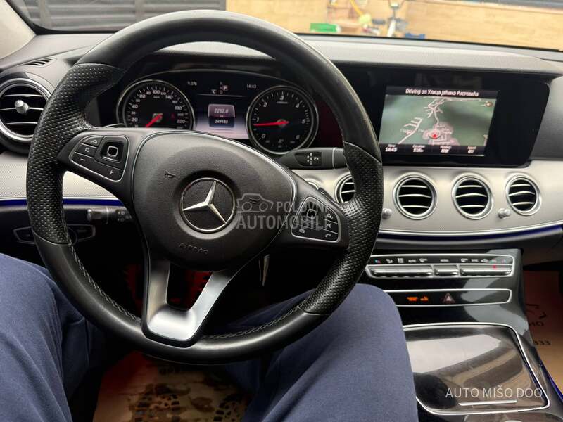 Mercedes Benz E 220 E220cdi