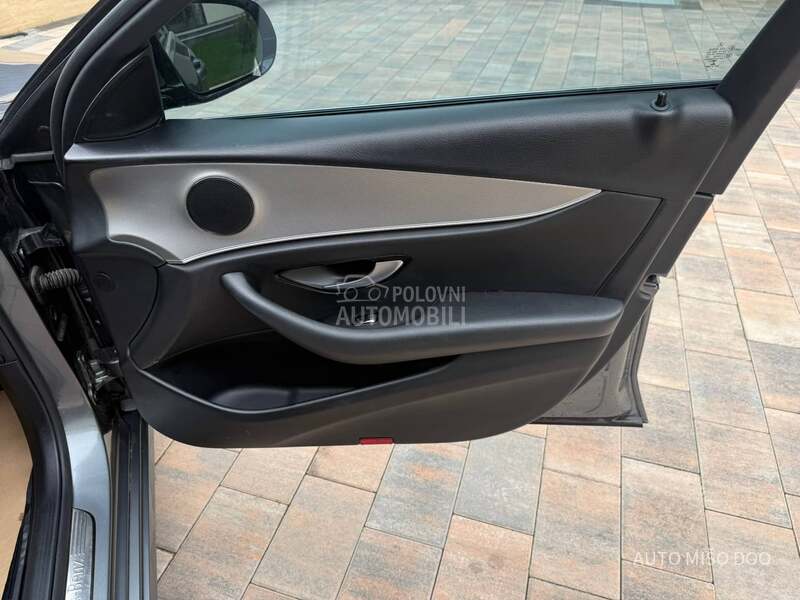 Mercedes Benz E 220 E220cdi