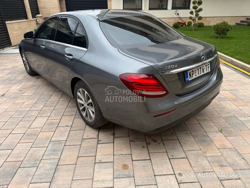Mercedes Benz E 220 E220cdi