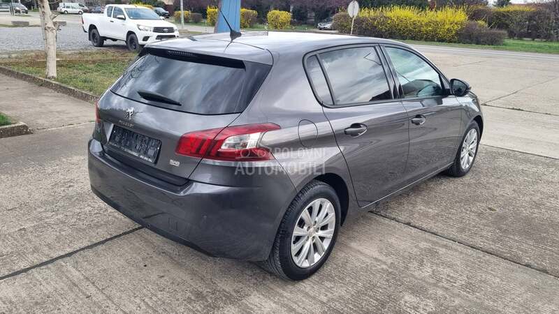 Peugeot 308 