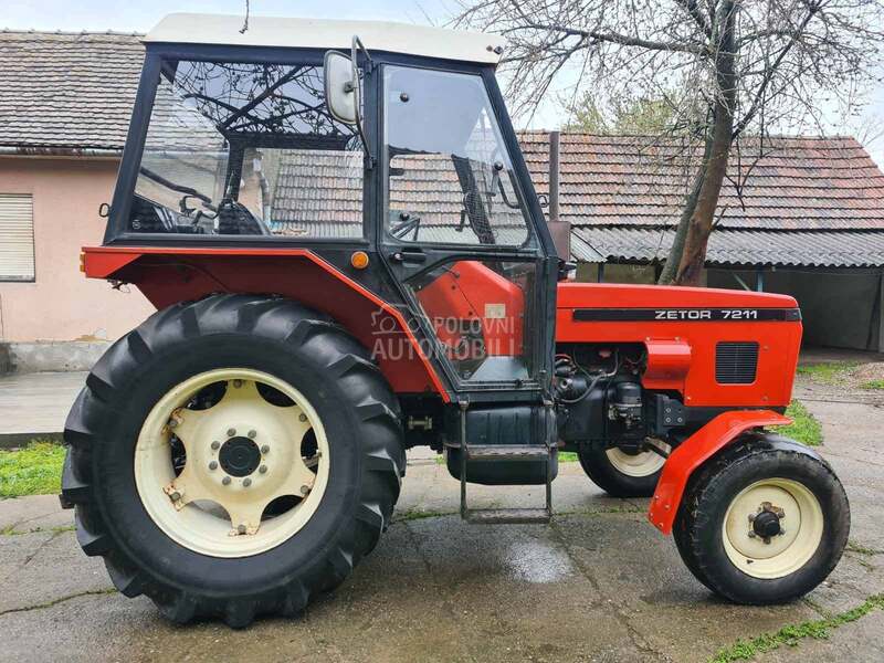 Zetor 7211