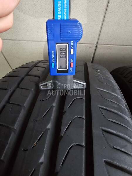 Continental 215/55 R17 Letnja