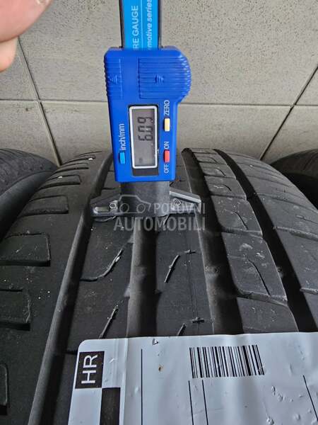 Continental 215/55 R17 Letnja