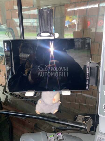 Claas Machinery Guide