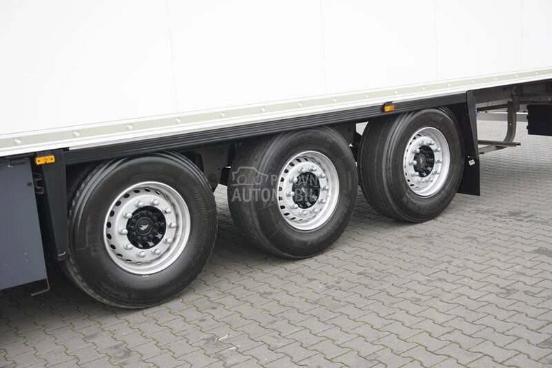 Schmitz Cargobull / DOM2024