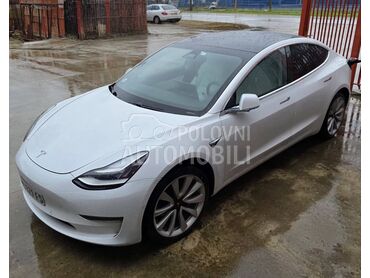 Tesla Model 3 long range
